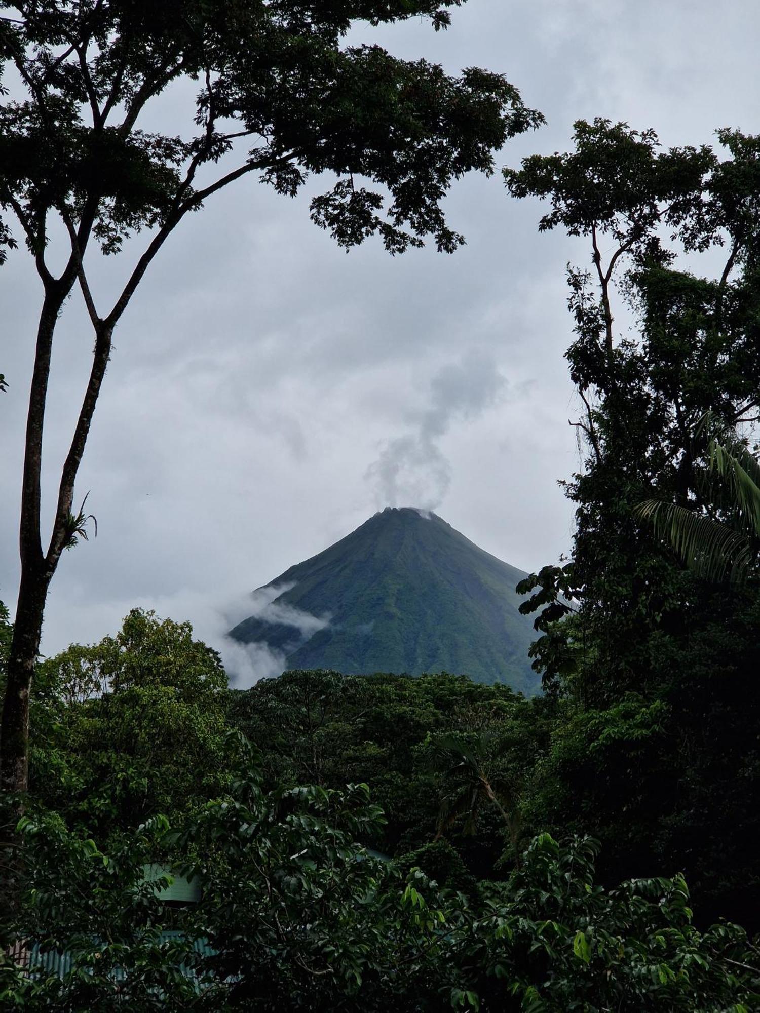 Arenal Getaway Appartement La Fortuna Buitenkant foto